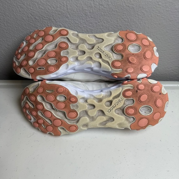 Nike Womens React Sneakers Size 8 Shoes Cream Pink Peach Running Comfy - Picture 9 of 9